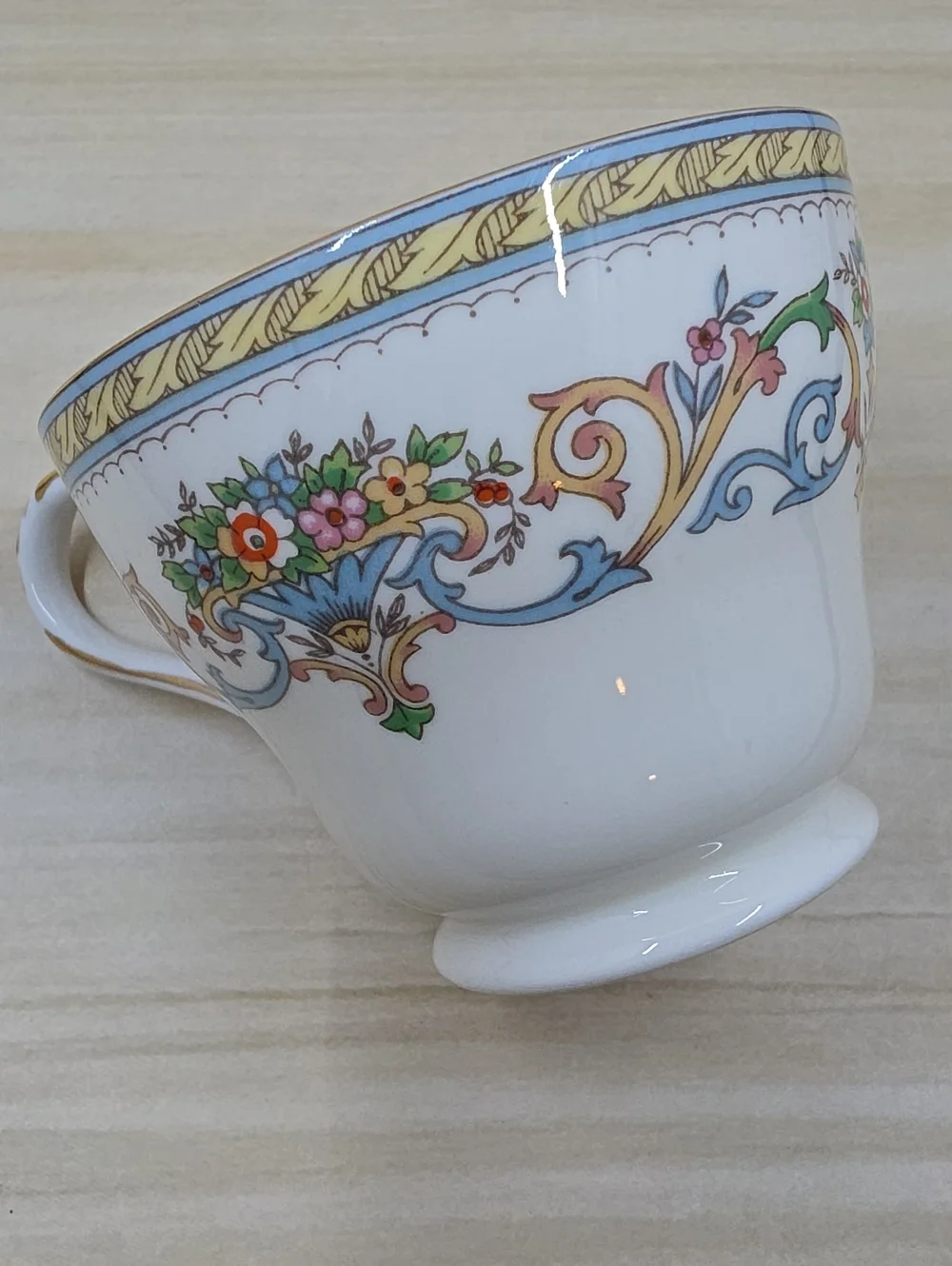 Aynsley Henley Pattern Teacup Blue Backstamp Made In England Bone China